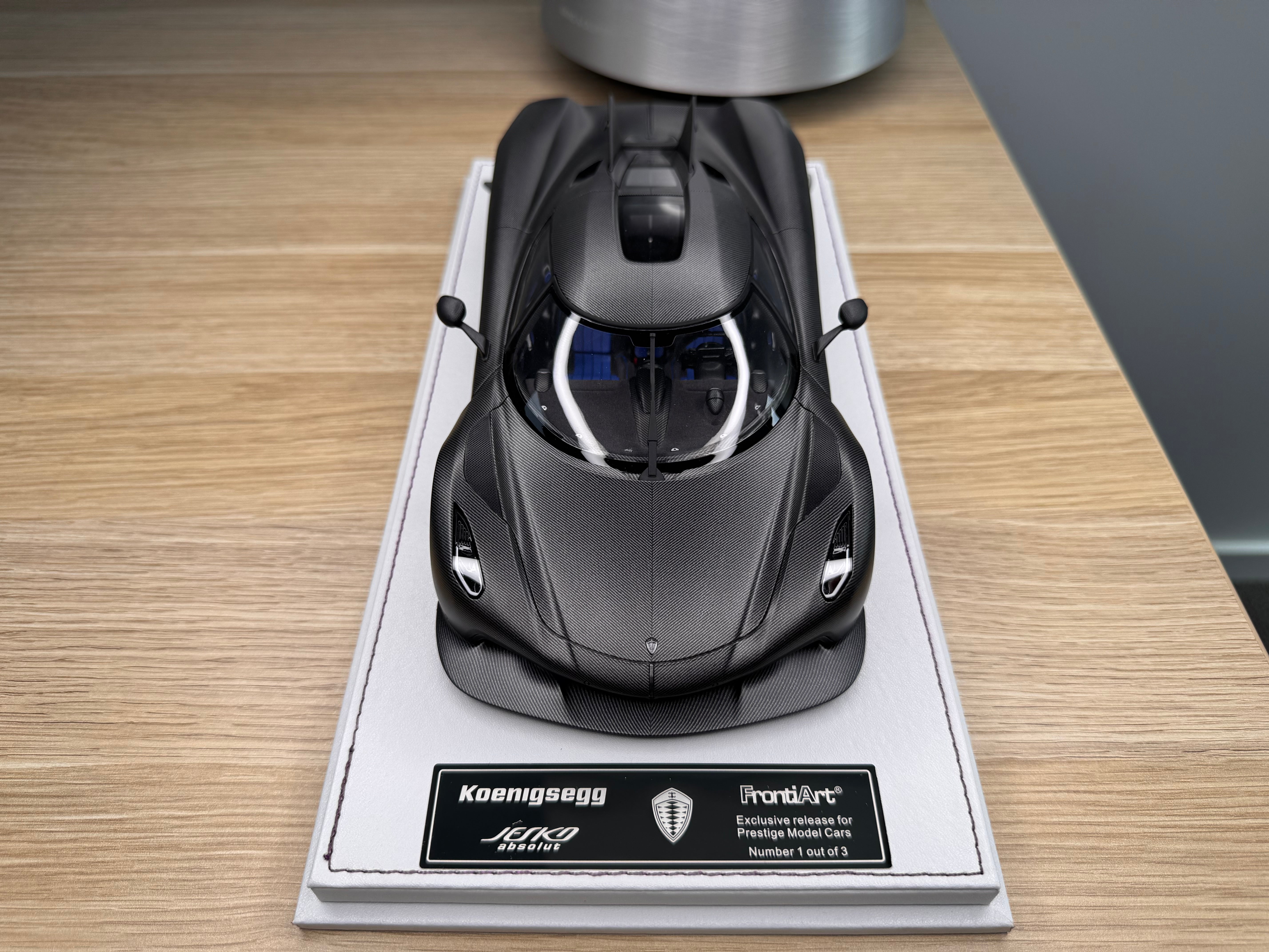 Koenigsegg Jesko Absolut 7289 PMC Special Project - naked carbon - 1:18