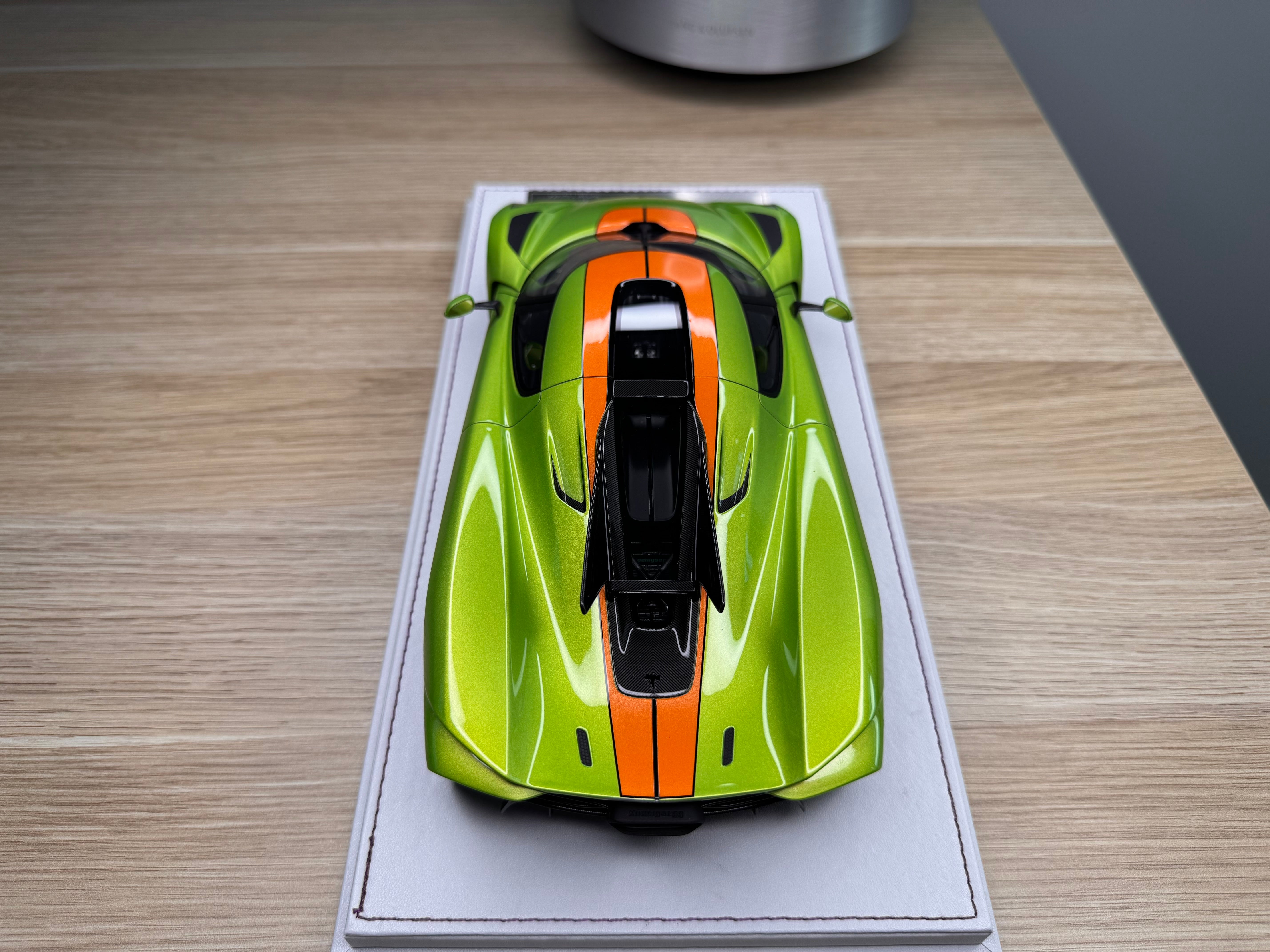 Koenigsegg Jesko Absolut 7373 PMC Special Project - Jesko Green - 1:18