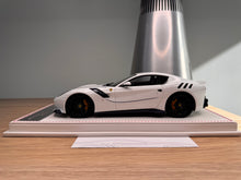 Load image into Gallery viewer, Ferrari F12tdf - Fuji White - 1:18
