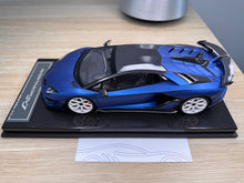 Load image into Gallery viewer, Lamborghini Aventador SVJ - Blu Emera - 1:18
