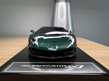 Load image into Gallery viewer, Lamborghini Aventador SVJ - Verde Hydra - 1:18
