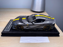 Load image into Gallery viewer, Ferrari 812 Competizione - Grigio Silverstone - 1:18
