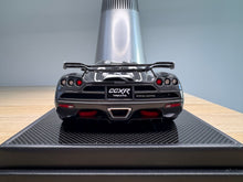 Load image into Gallery viewer, Koenigsegg CCXR - Black Carbon - 1:18
