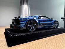 Load image into Gallery viewer, Bugatti Chiron Super Sport 300 - Blue Carbon Stripe - 1:18
