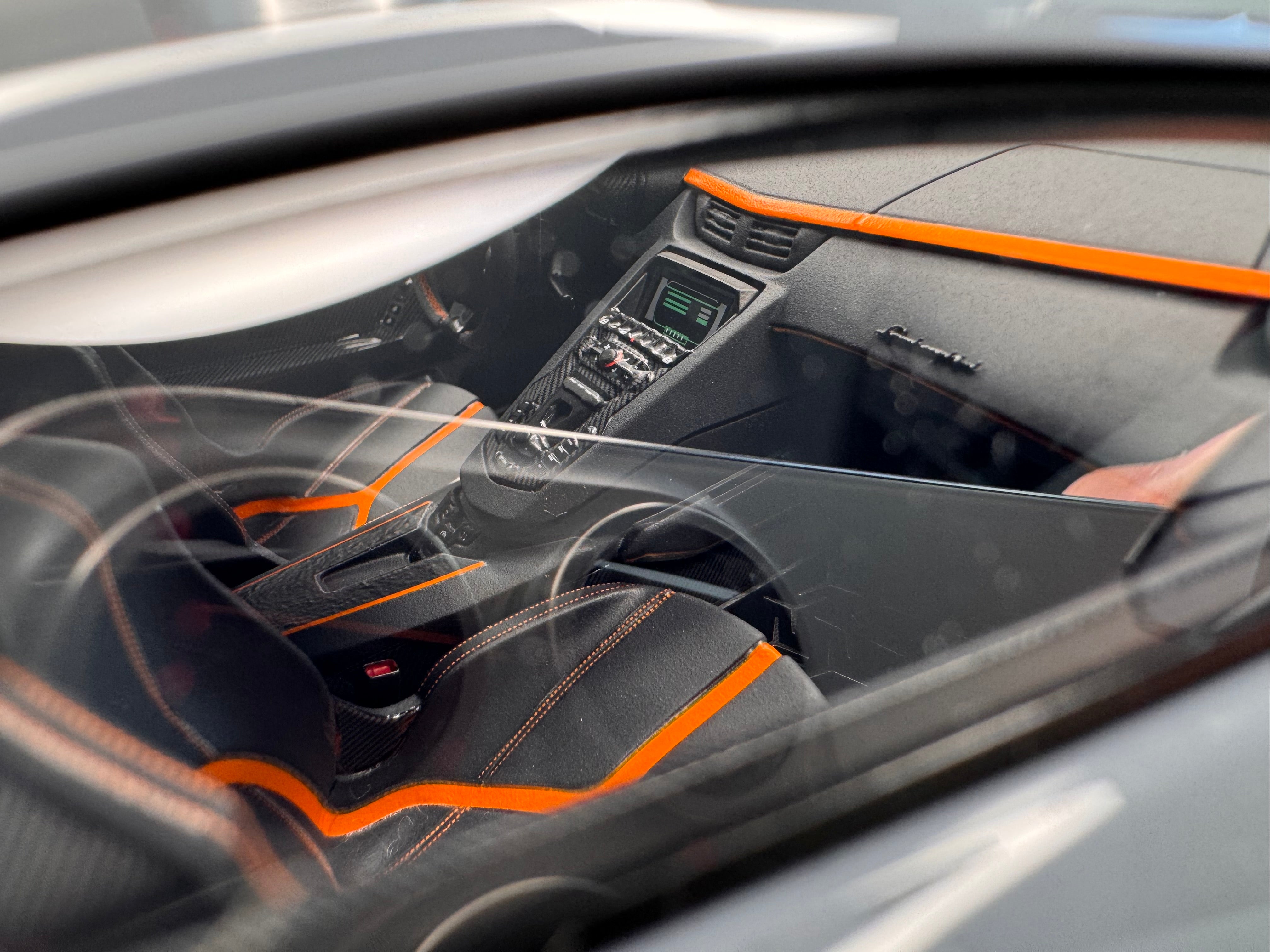 Lamborghini Aventador SVJ - Grigio Telesto - 1:18