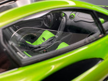 Load image into Gallery viewer, McLaren P1 - Mantis Green - 1:18

