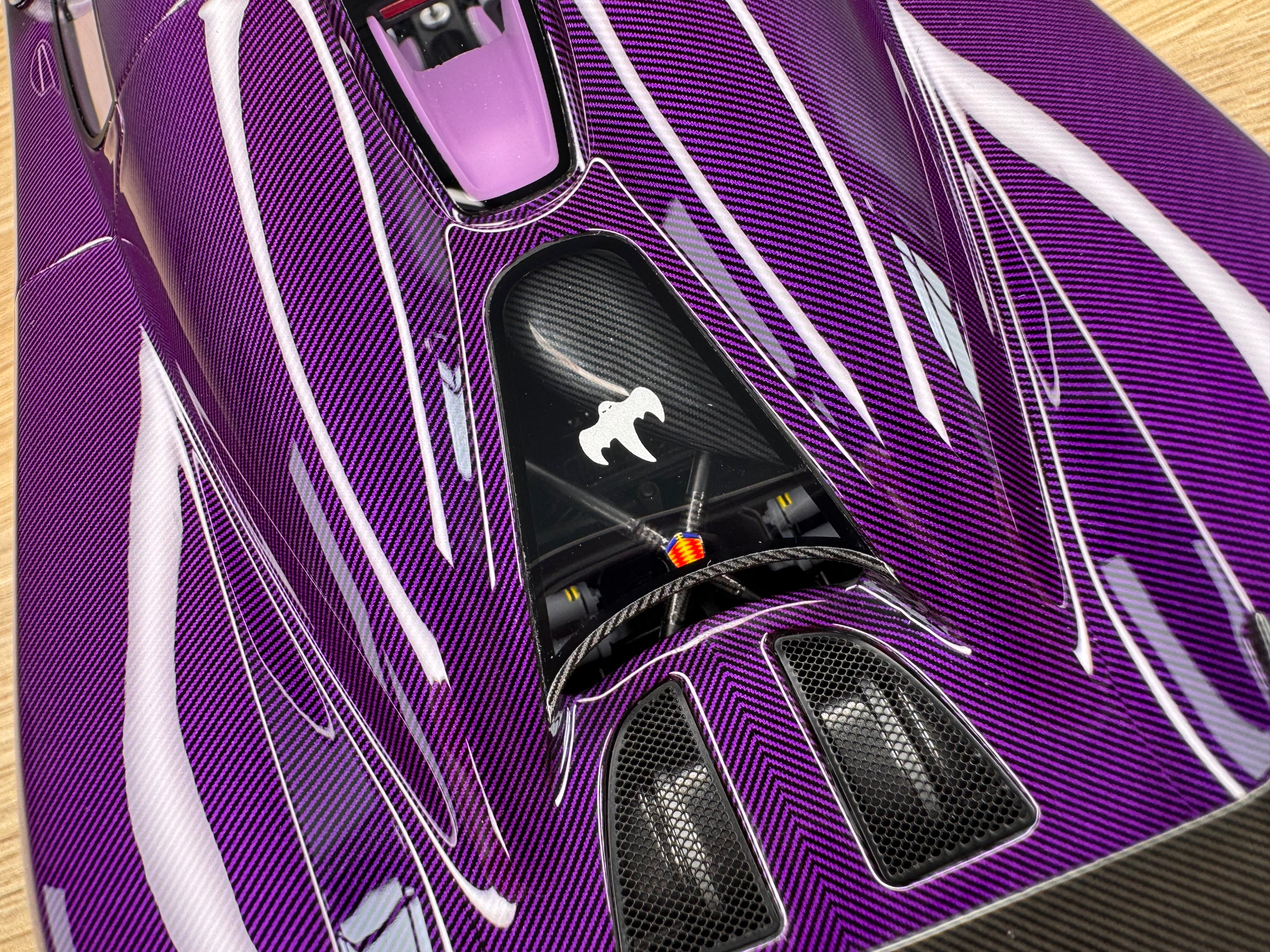 Koenigsegg CCX - Purple Carbon - 1:18