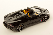 Load image into Gallery viewer, Bugatti Mistral - launch black - 1:18

