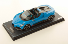 Load image into Gallery viewer, Bugatti Mistral - blue - 1:18
