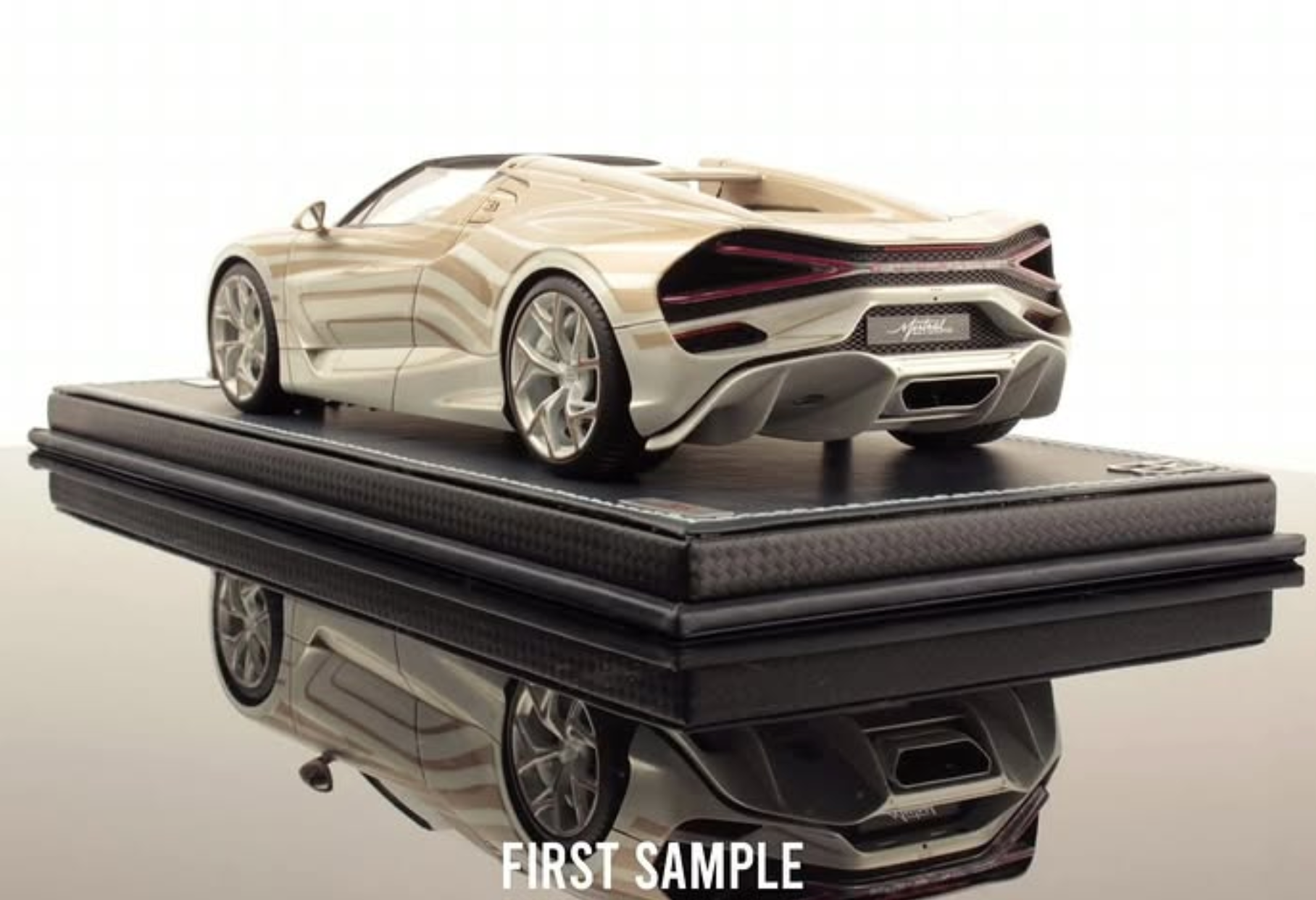 Bugatti Mistral - Special Edition - 1:18