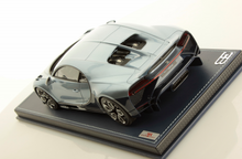 Load image into Gallery viewer, Bugatti Chiron Profilee - launch spec - 1:18
