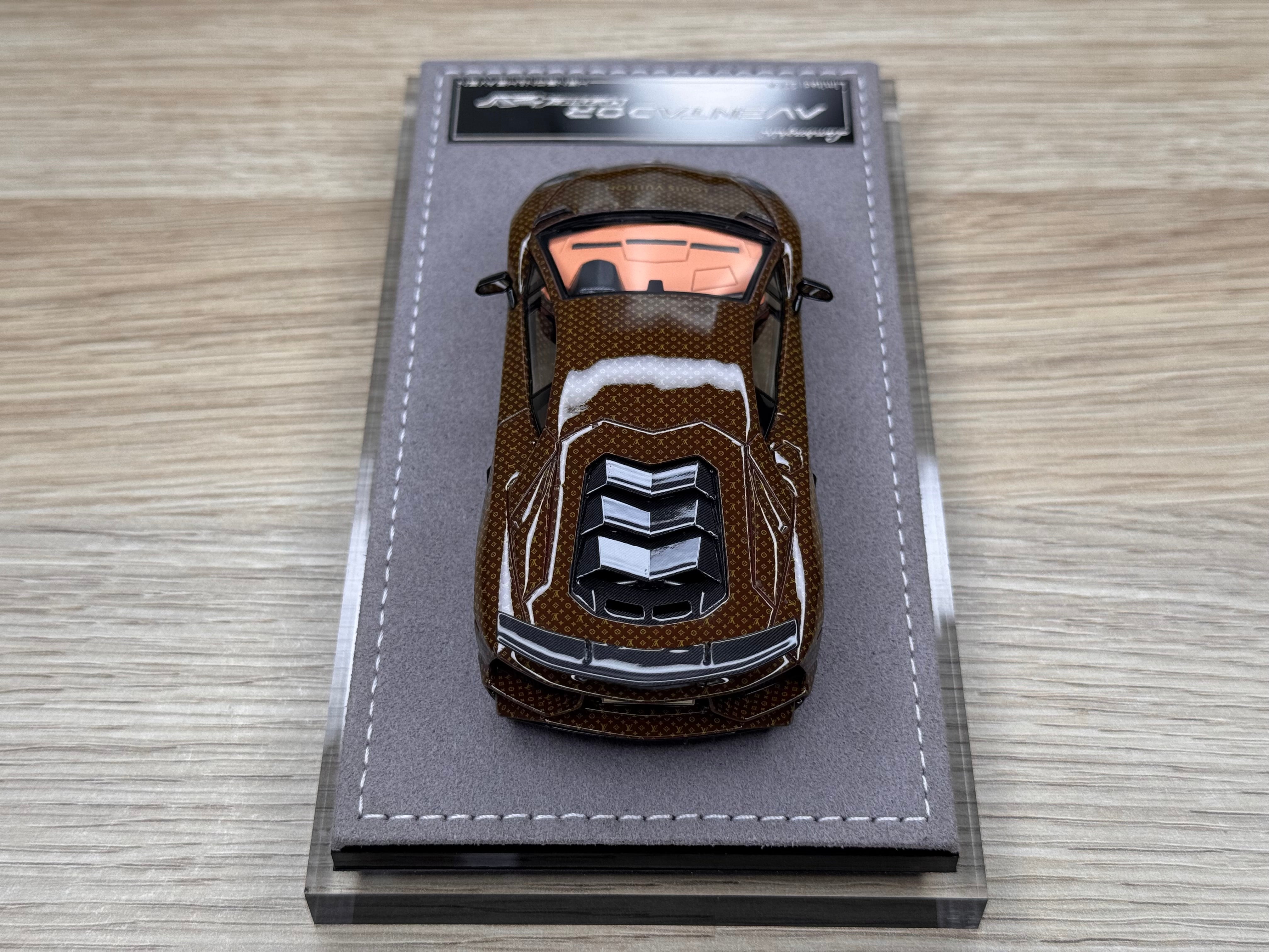 Lamborghini Aventador SV - Louis Vuitton pattern livery - 1:43