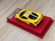 Load image into Gallery viewer, Ferrari 458 Speciale - Giallo Modena - 1:43
