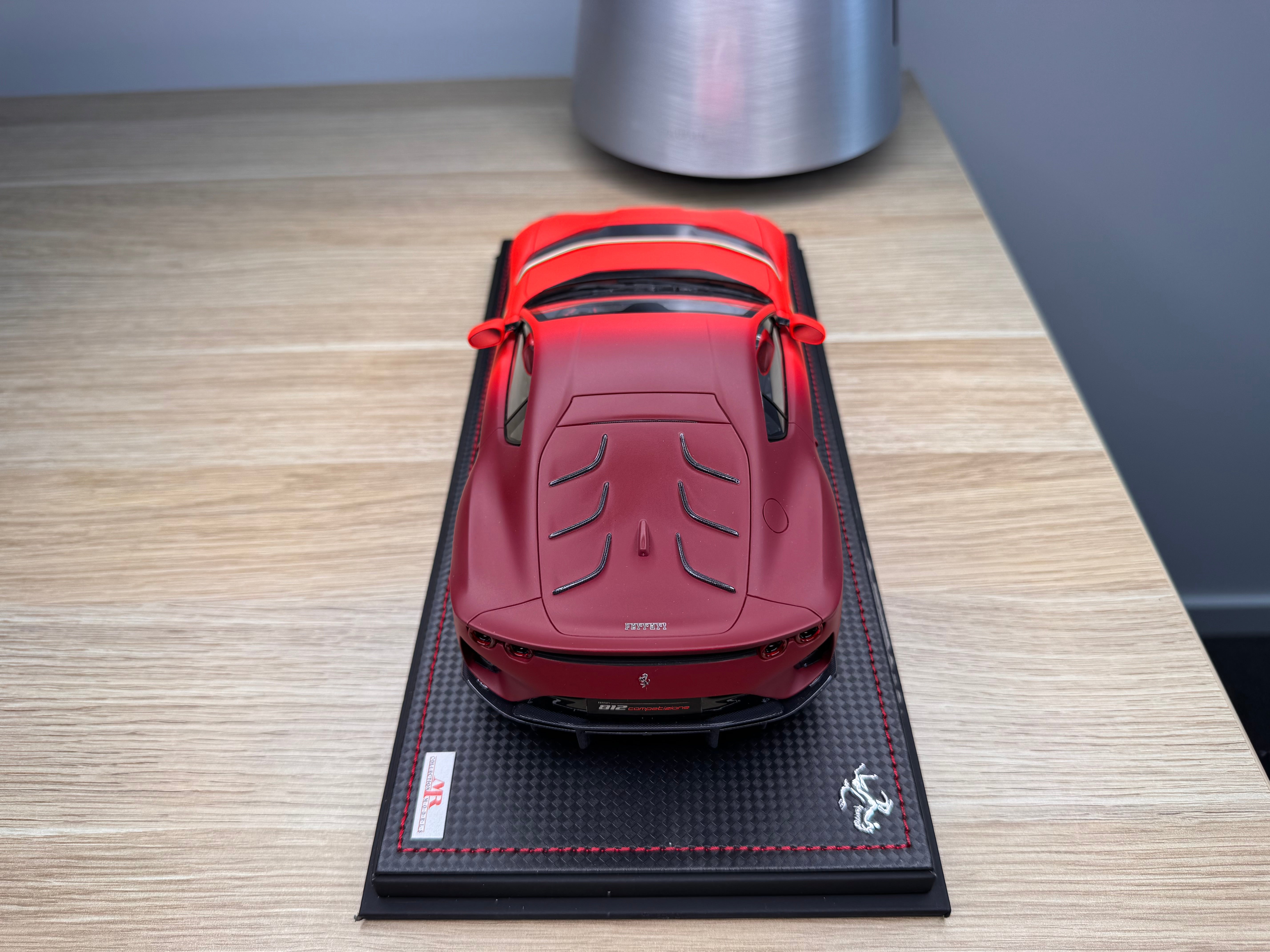 Ferrari 812 Competizione - Rosso F1 matte fading to Rosso GP1000 LE49 - 1:18