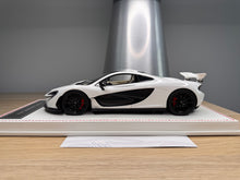 Load image into Gallery viewer, McLaren P1 - Silica White / Black - 1:18
