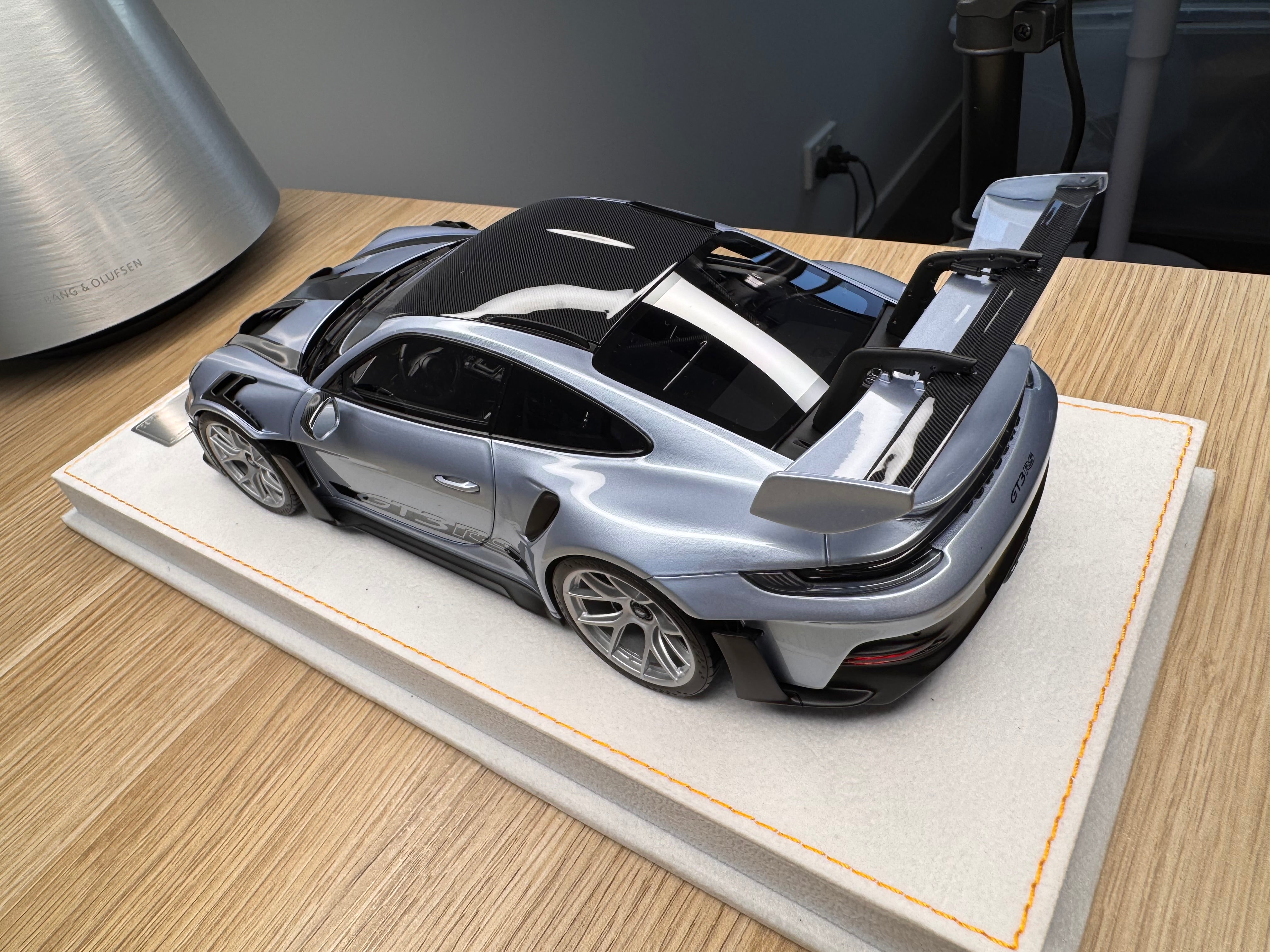 Porsche 911 992 GT3RS - Ice Blue - 1:18