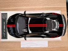 Load image into Gallery viewer, Lamborghini Aventador SV - Nero Aldebaran - 1:18
