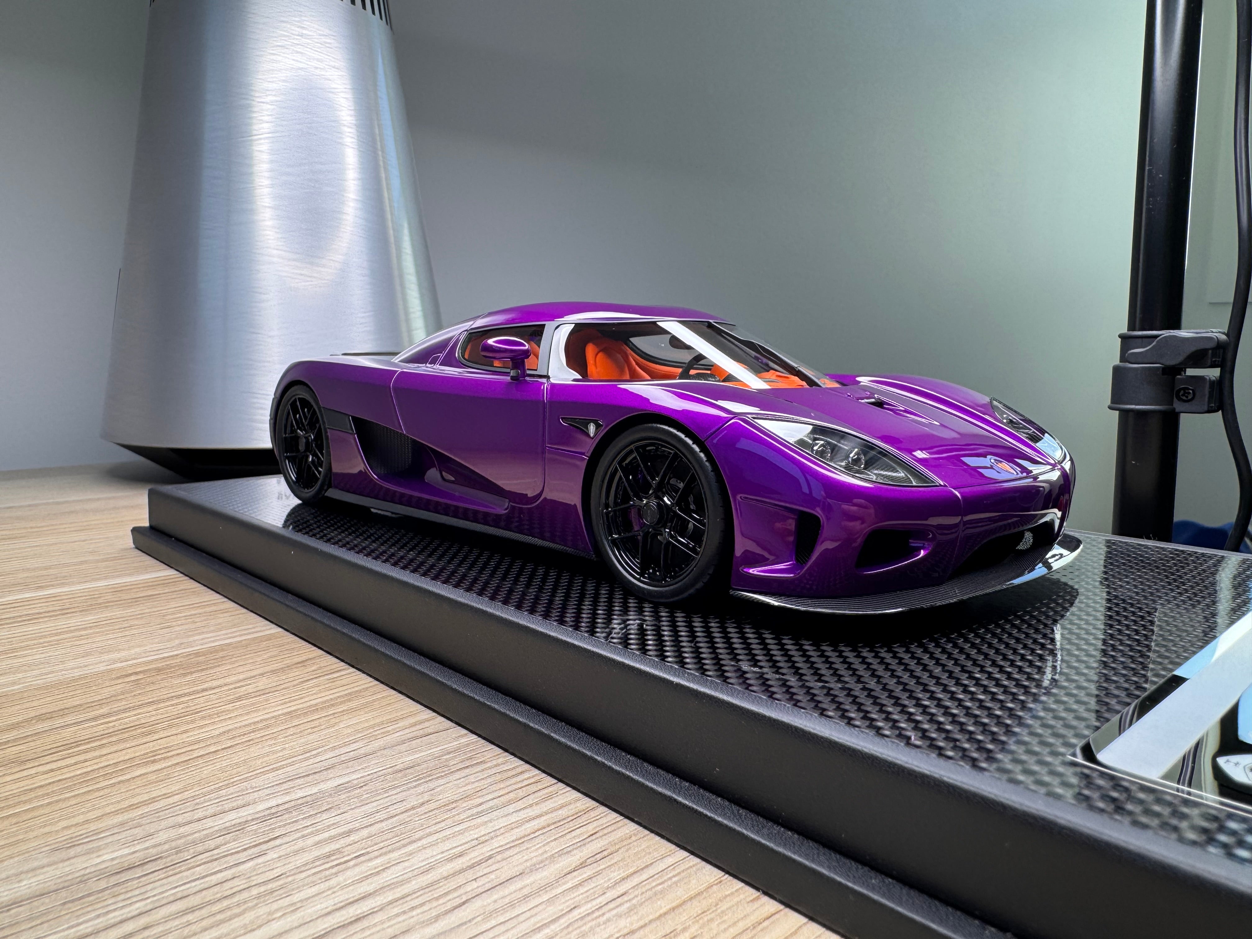 Koenigsegg CCX - Purple - 1:18