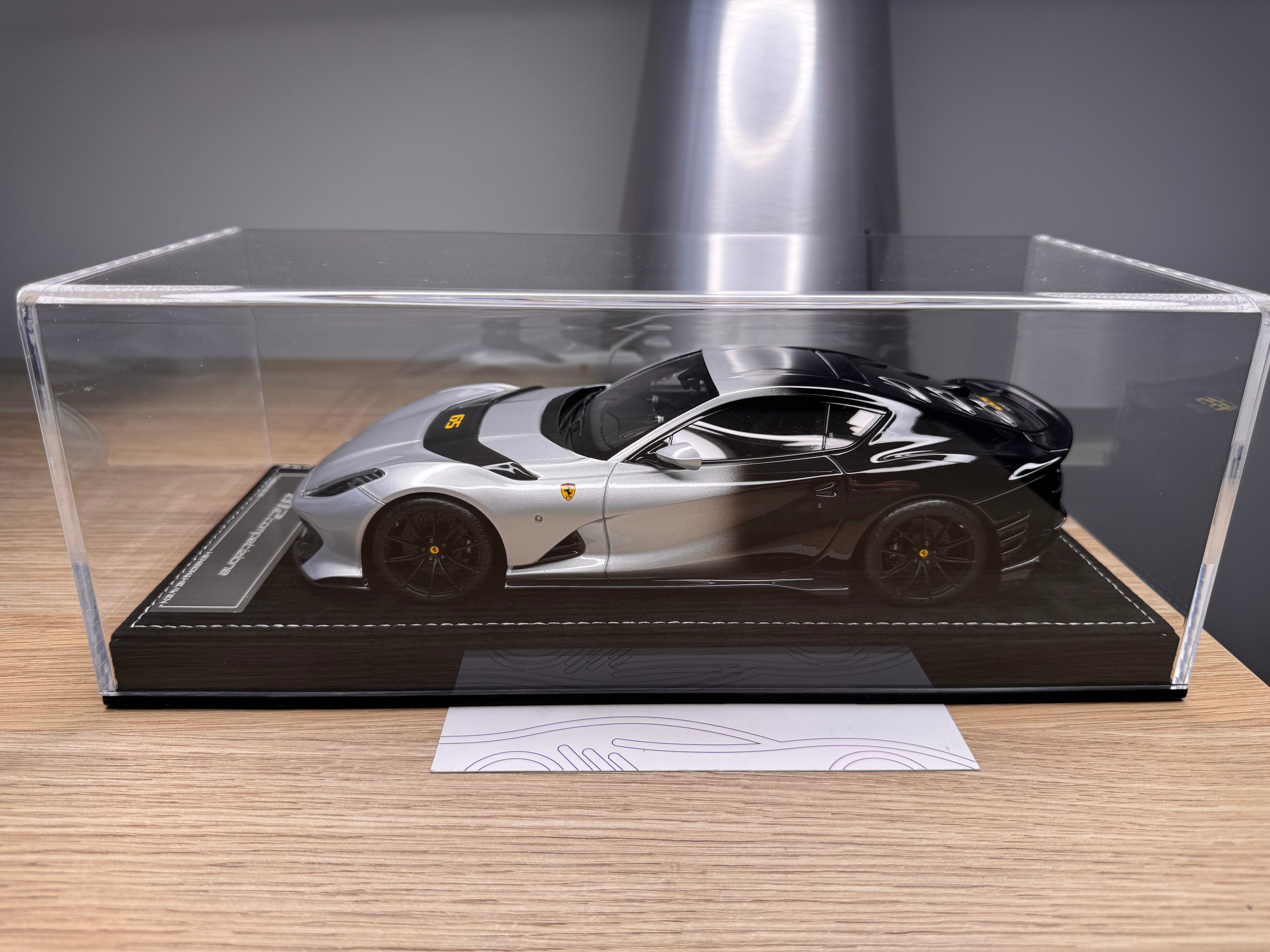 Ferrari 812 Competizione - Grigio Titanio & Nero Daytona - 1:18