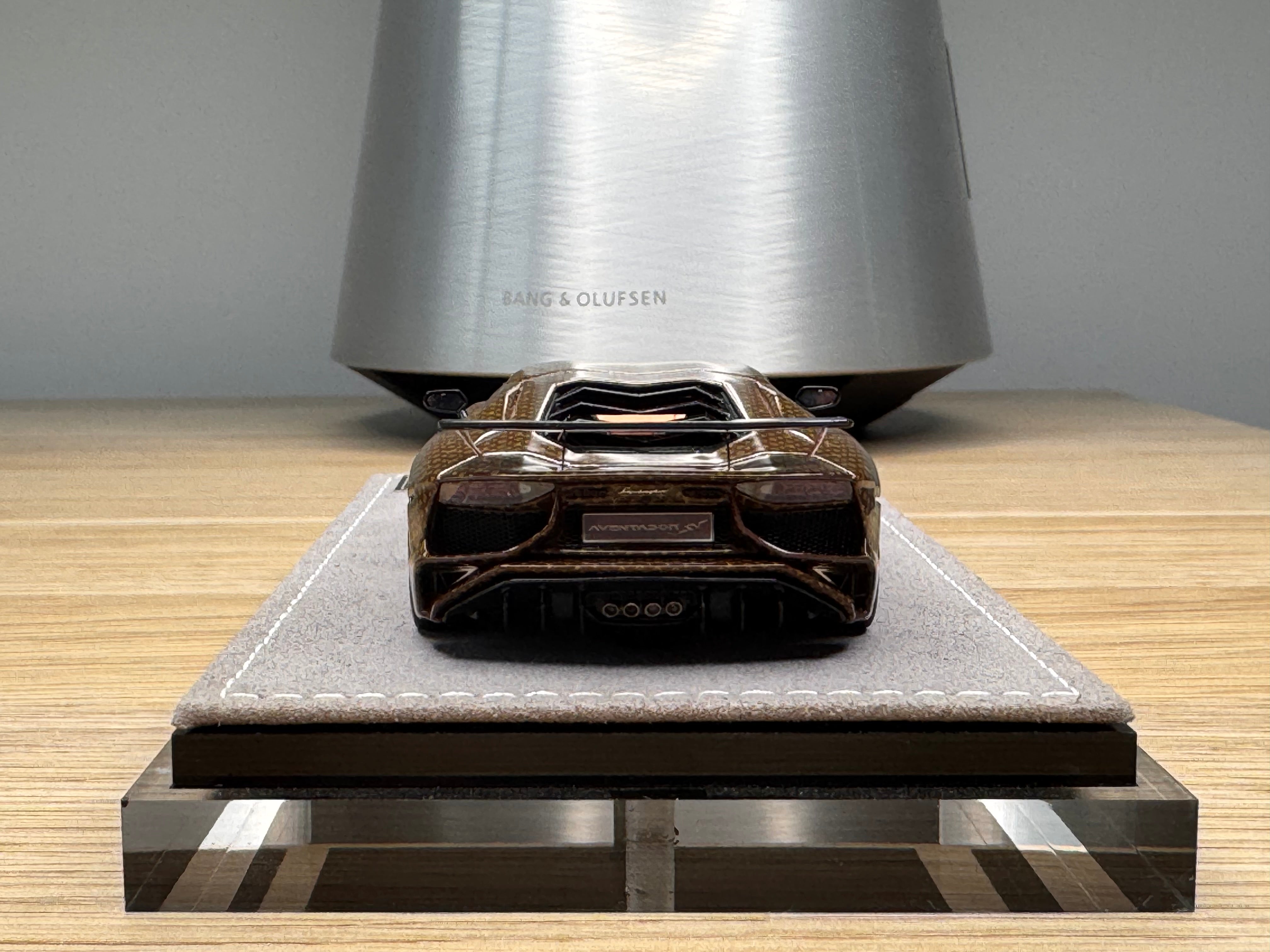 Lamborghini Aventador SV - Louis Vuitton pattern livery - 1:43