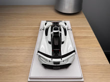 Load image into Gallery viewer, Koenigsegg Jesko PMC Special Project - Crystal White - 1:18
