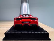 Load image into Gallery viewer, Ferrari 458 Speciale Aperta - Rosso Efesto - 1:18
