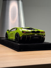 Load image into Gallery viewer, Lamborghini Revuelto - Verde Ithaca - 1:18
