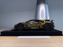 Load image into Gallery viewer, Bugatti Divo - Black with Gold Stripes - 1:18
