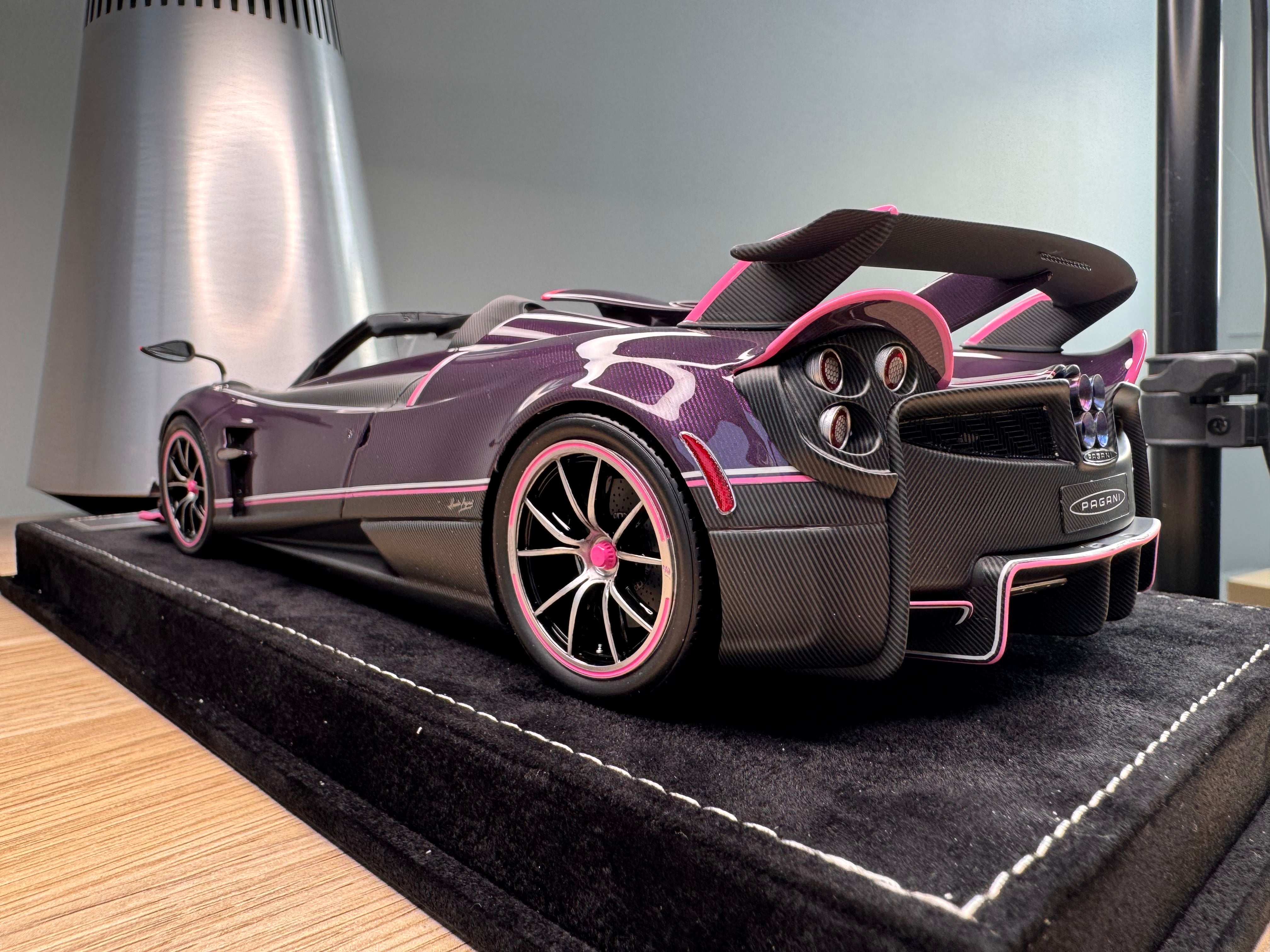 Pagani Huayra Roadster - ZY - 1:18