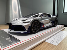 Load image into Gallery viewer, Bugatti Divo - bright silver (glossy) - 1:18
