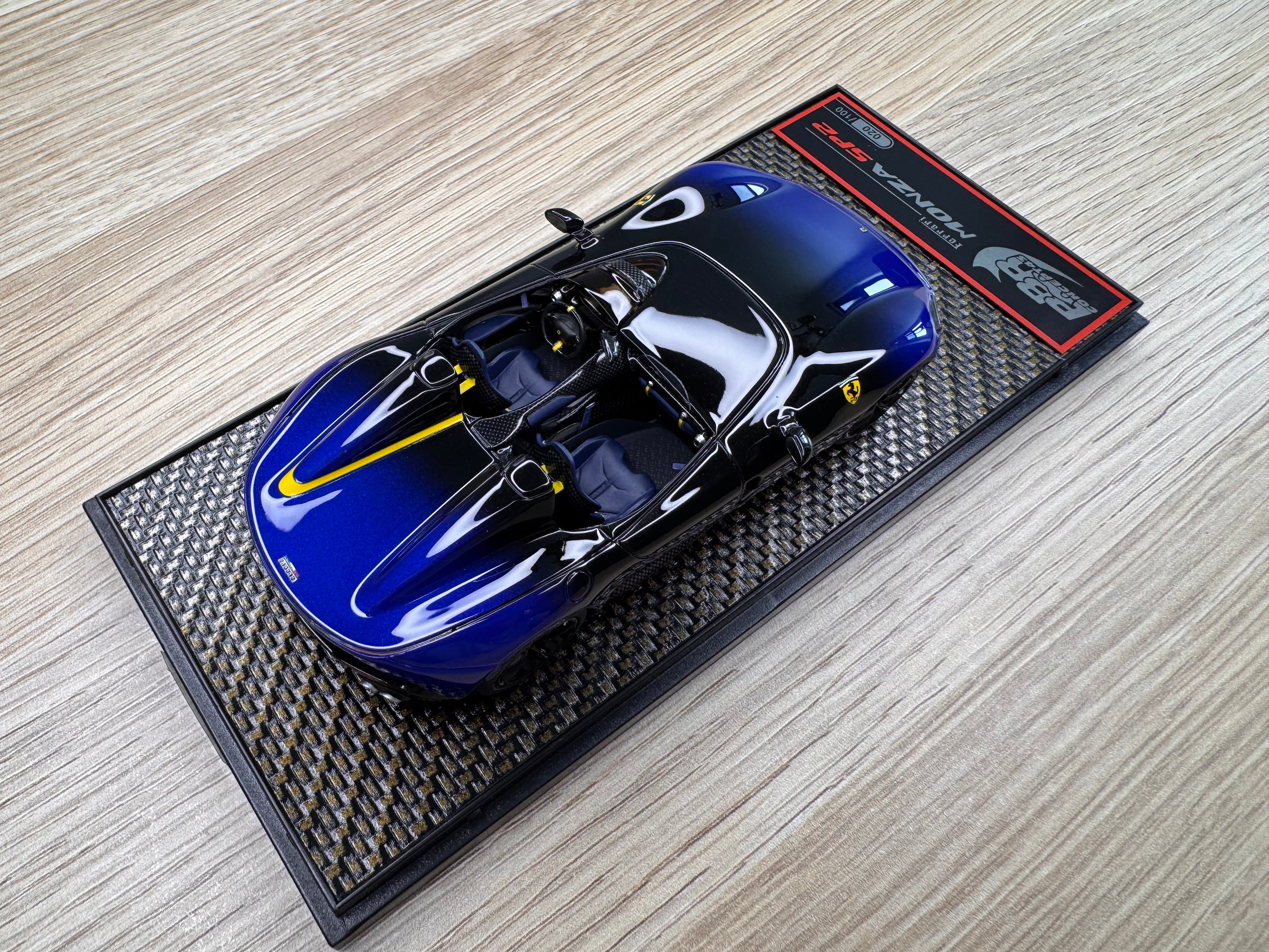 Ferrari Monza SP2 - Blu Viery - New Black Daytona - 1:43
