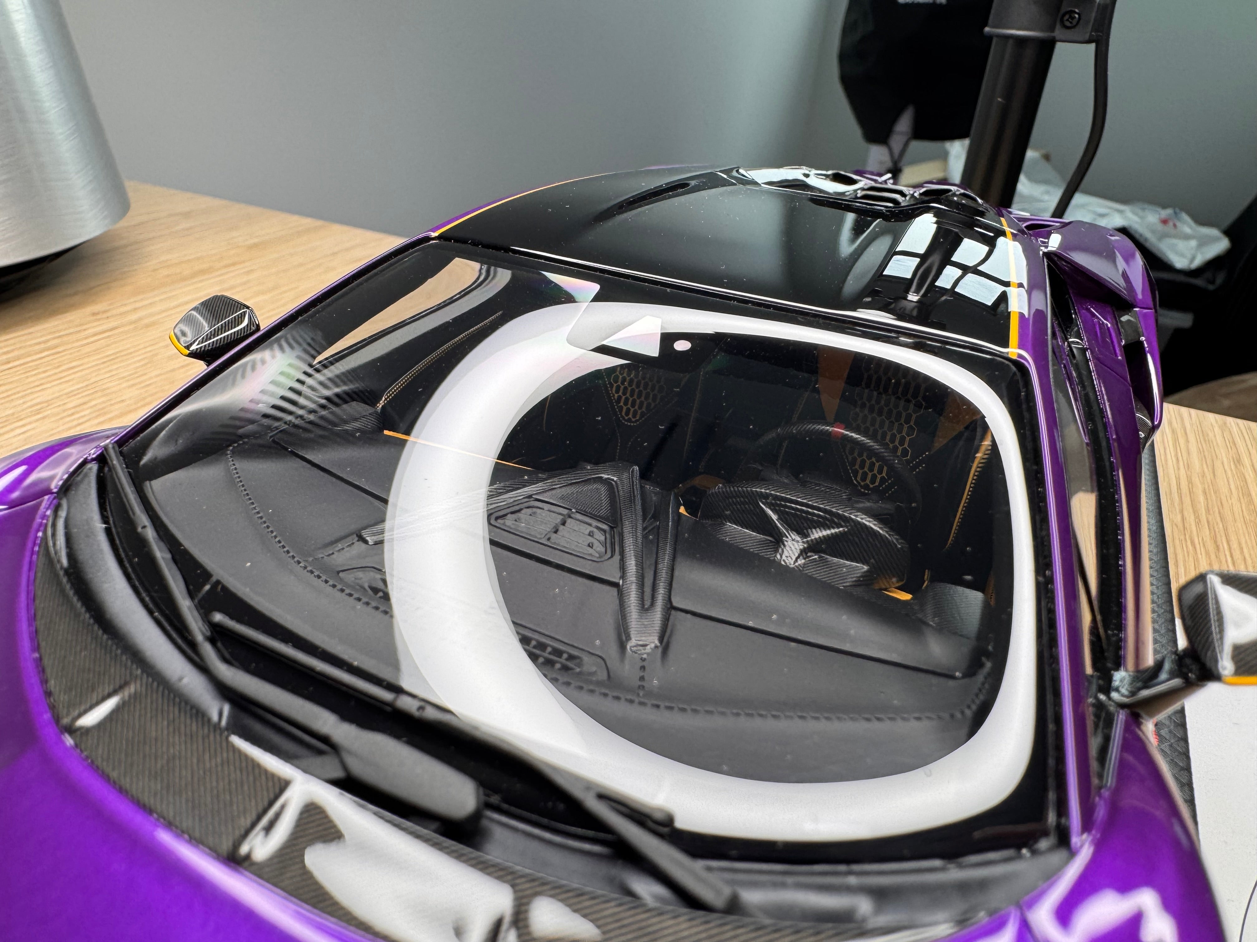 Lamborghini Revuelto - Viola Pasifae with yellow livery - 1:18