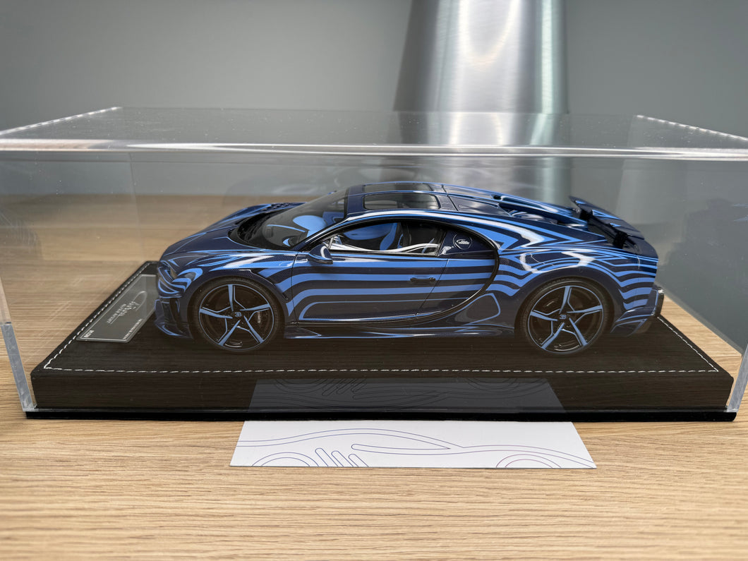 Bugatti Chiron Super Sport 300 - Blue Carbon Stripe - 1:18