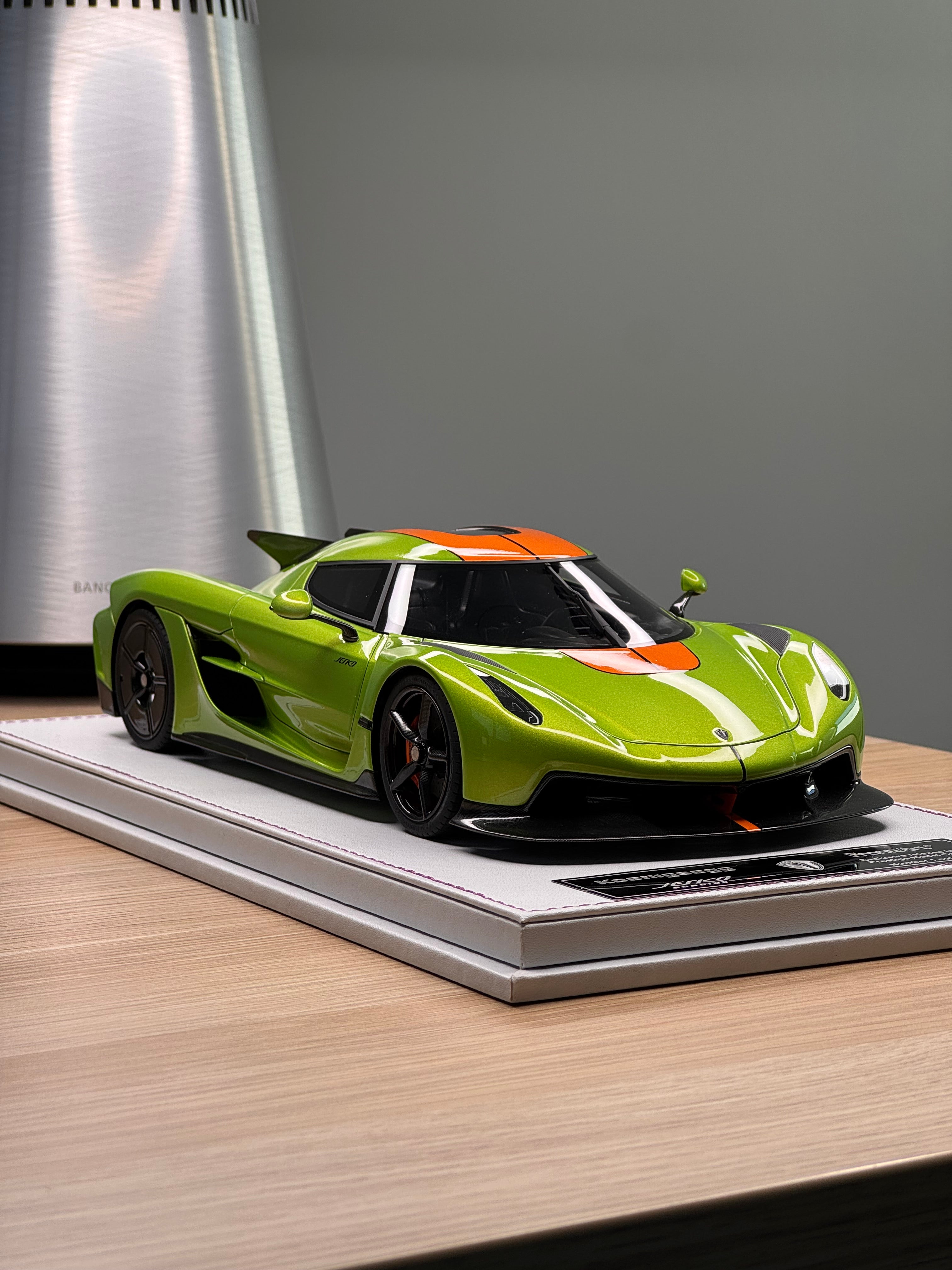 Koenigsegg Jesko Absolut 7373 PMC Special Project - Jesko Green - 1:18