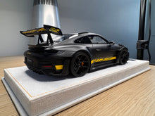 Load image into Gallery viewer, Porsche 911 992 GT3RS - Matte Black - 1:18
