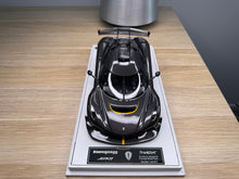 Load image into Gallery viewer, Koenigsegg Jesko PMC Special Project - clear carbon - 1:18
