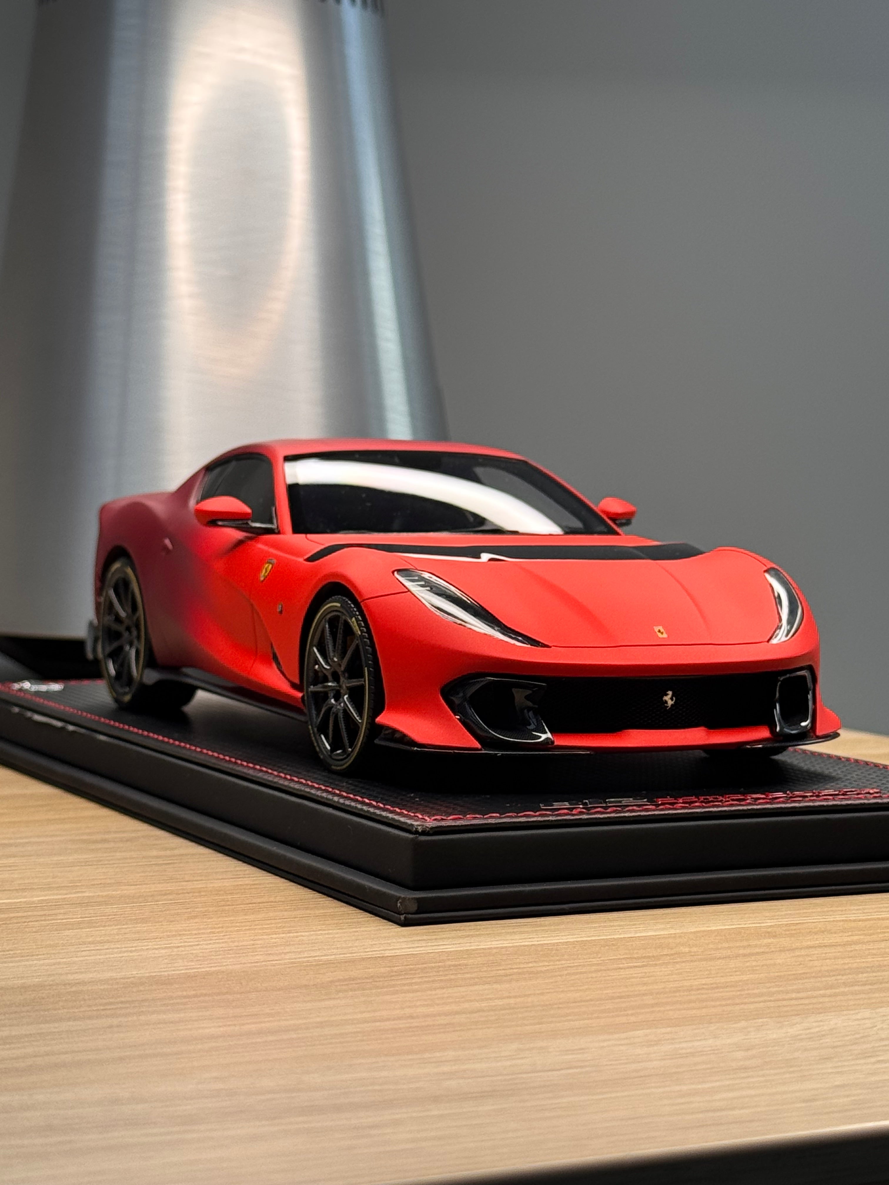 Ferrari 812 Competizione - Rosso F1 matte fading to Rosso GP1000 LE49 - 1:18