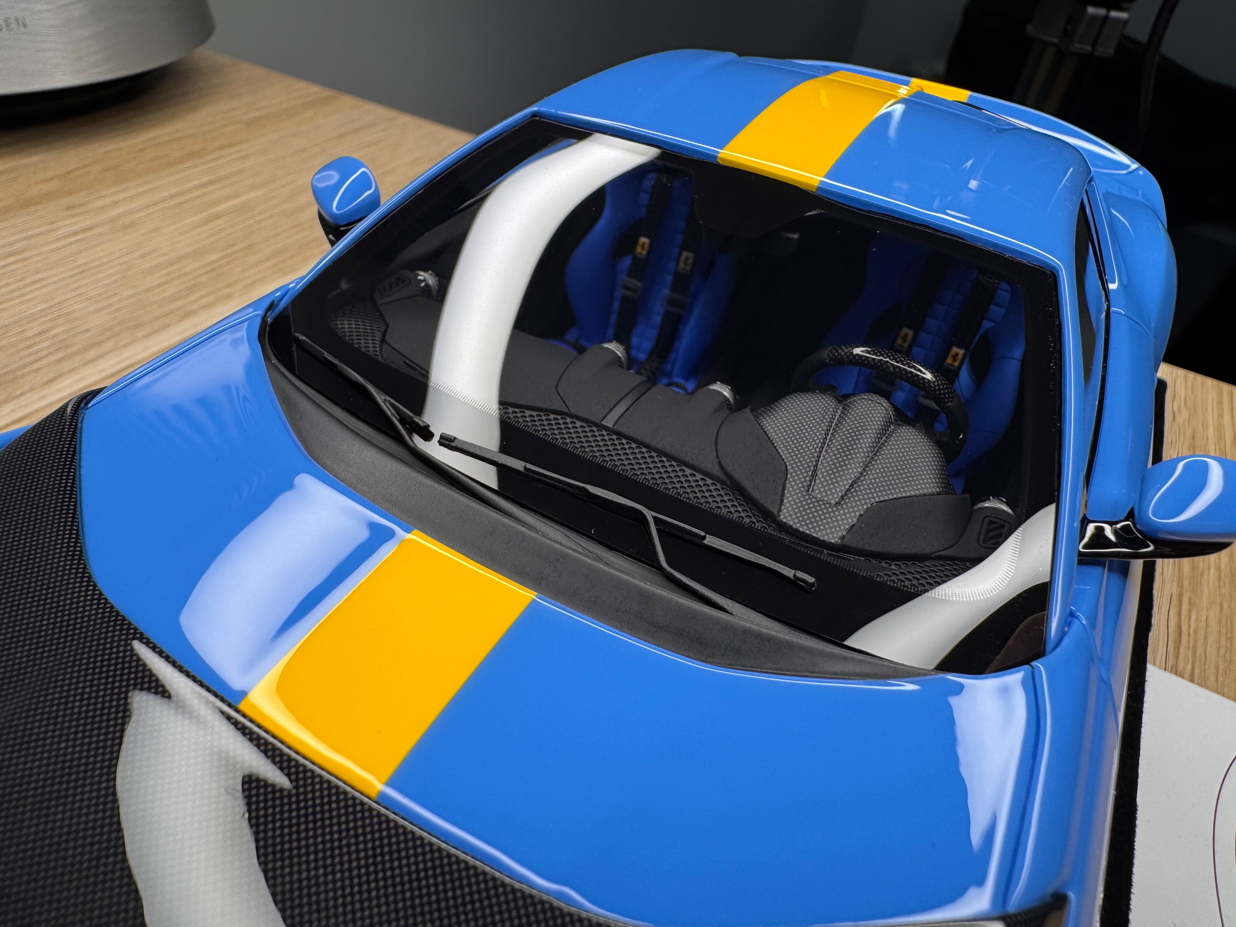 Ferrari 812 Competizione - 112 livery - 1:18