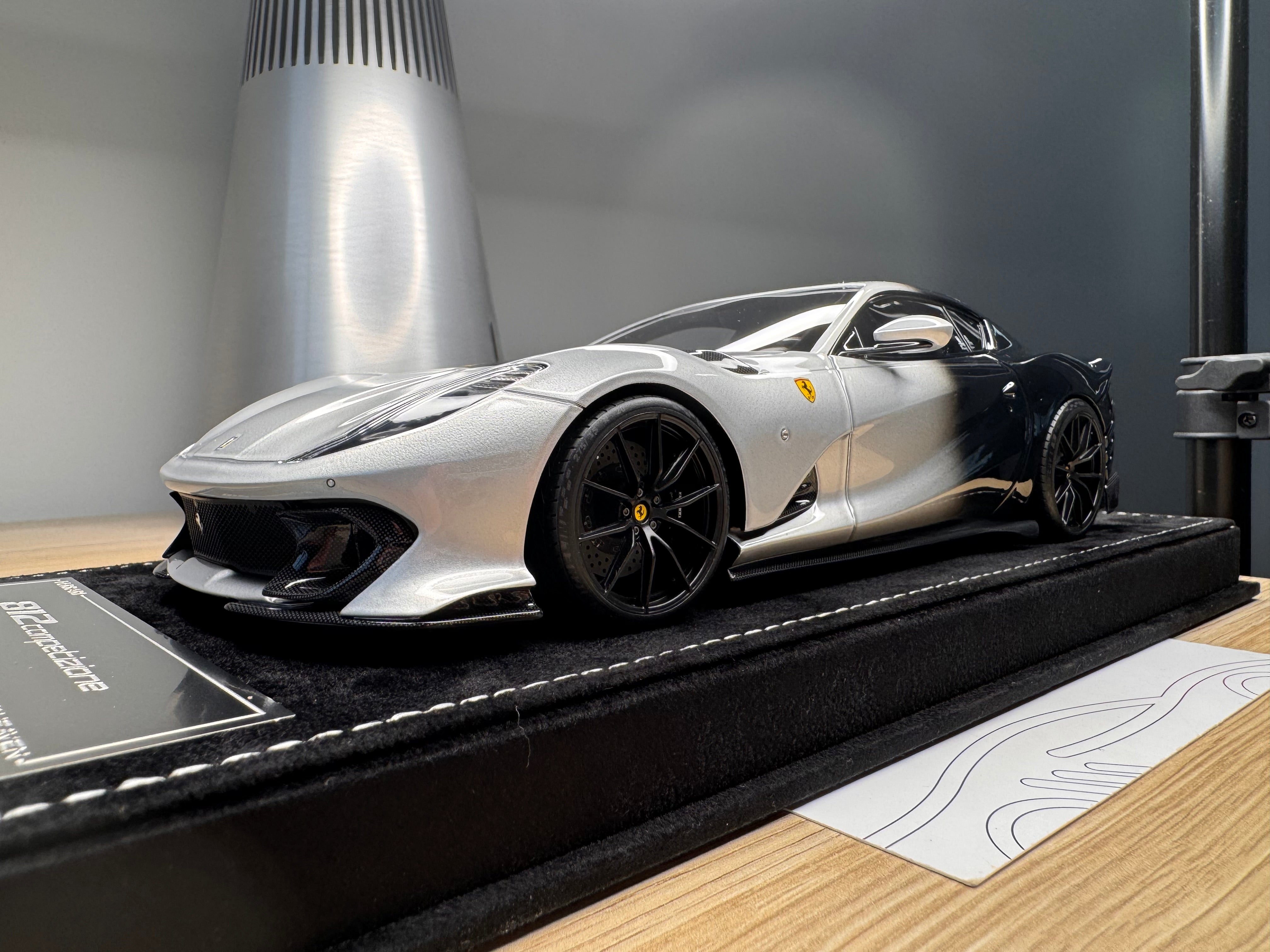 Ferrari 812 Competizione - Grigio Titanio & Nero Daytona - 1:18