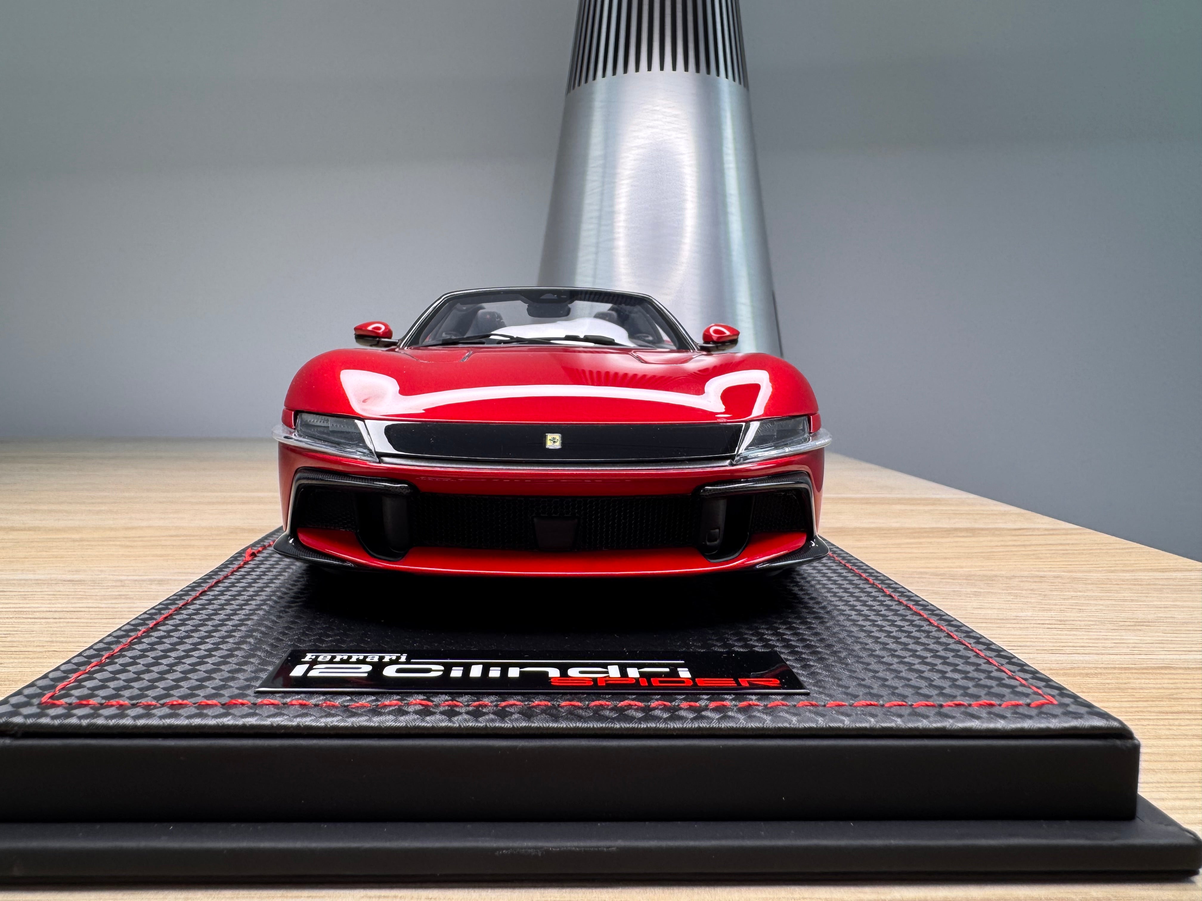 Ferrari 12 Cilindri Spider - Rosso Imola - 1:18