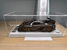 Load image into Gallery viewer, Koenigsegg Jesko PMC Special Project - clear carbon - 1:18

