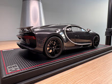 Load image into Gallery viewer, Bugatti Chiron Sport - Grey Carbon with Gris Rafale Frame - 1:18
