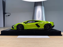 Load image into Gallery viewer, Lamborghini Revuelto - Verde Ithaca - 1:18
