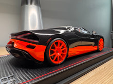 Load image into Gallery viewer, Bugatti W16 Mistral - World Record Configuration - 1:18
