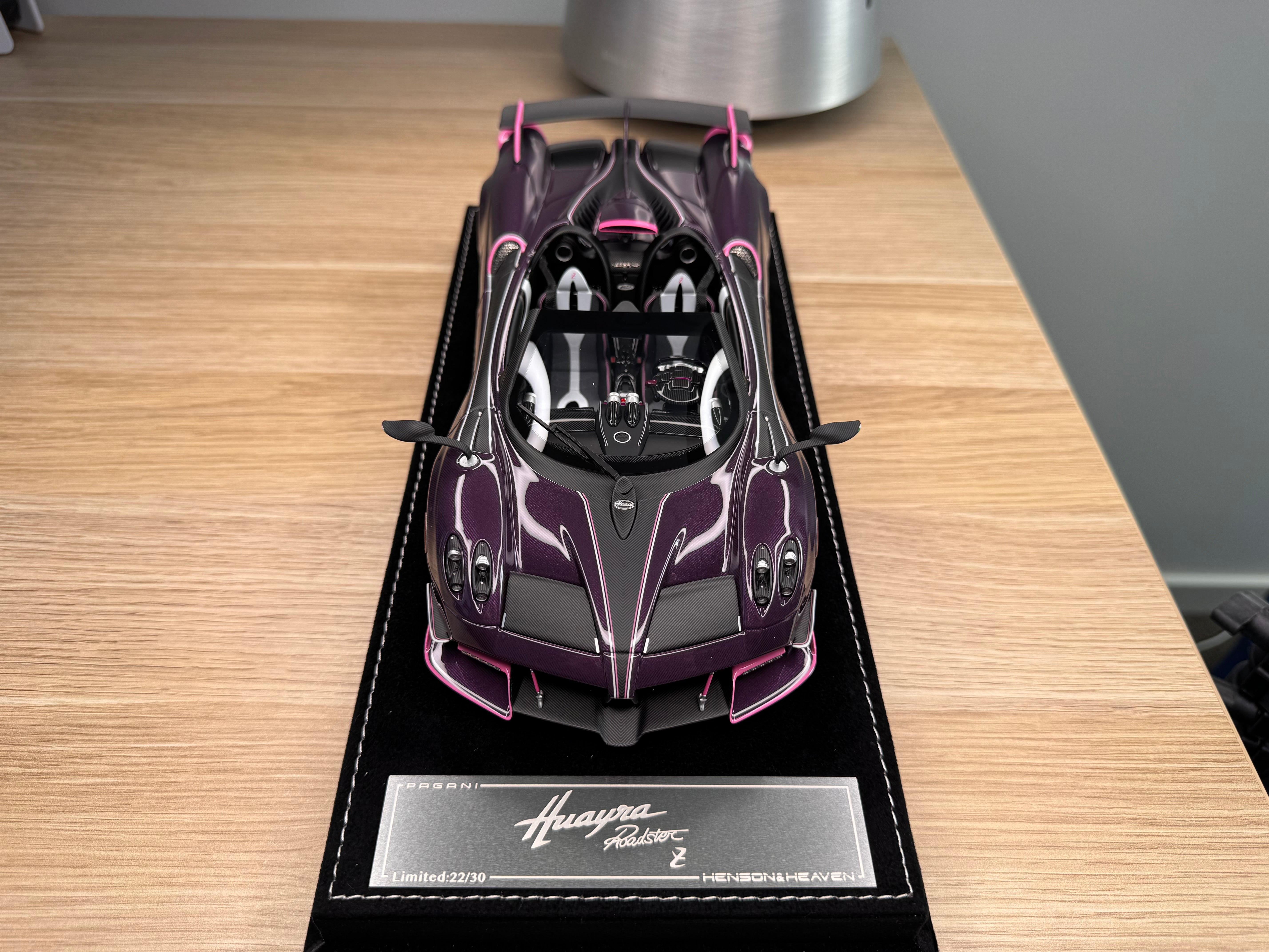Pagani Huayra Roadster - ZY - 1:18