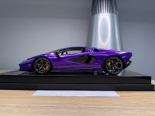 Load image into Gallery viewer, Lamborghini Countach LPI 800-4 - Viola Pasifae LE49 on carbon base - 1:18
