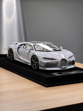 Load image into Gallery viewer, Bugatti Chiron Super Sport - White Griotte - 1:18
