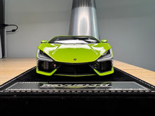 Load image into Gallery viewer, Lamborghini Revuelto - Verde Ithaca - 1:18
