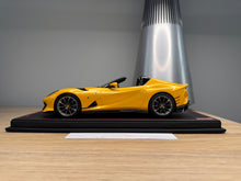 Load image into Gallery viewer, Ferrari 812 Competizione A - Giallo Tristrato - 1:18
