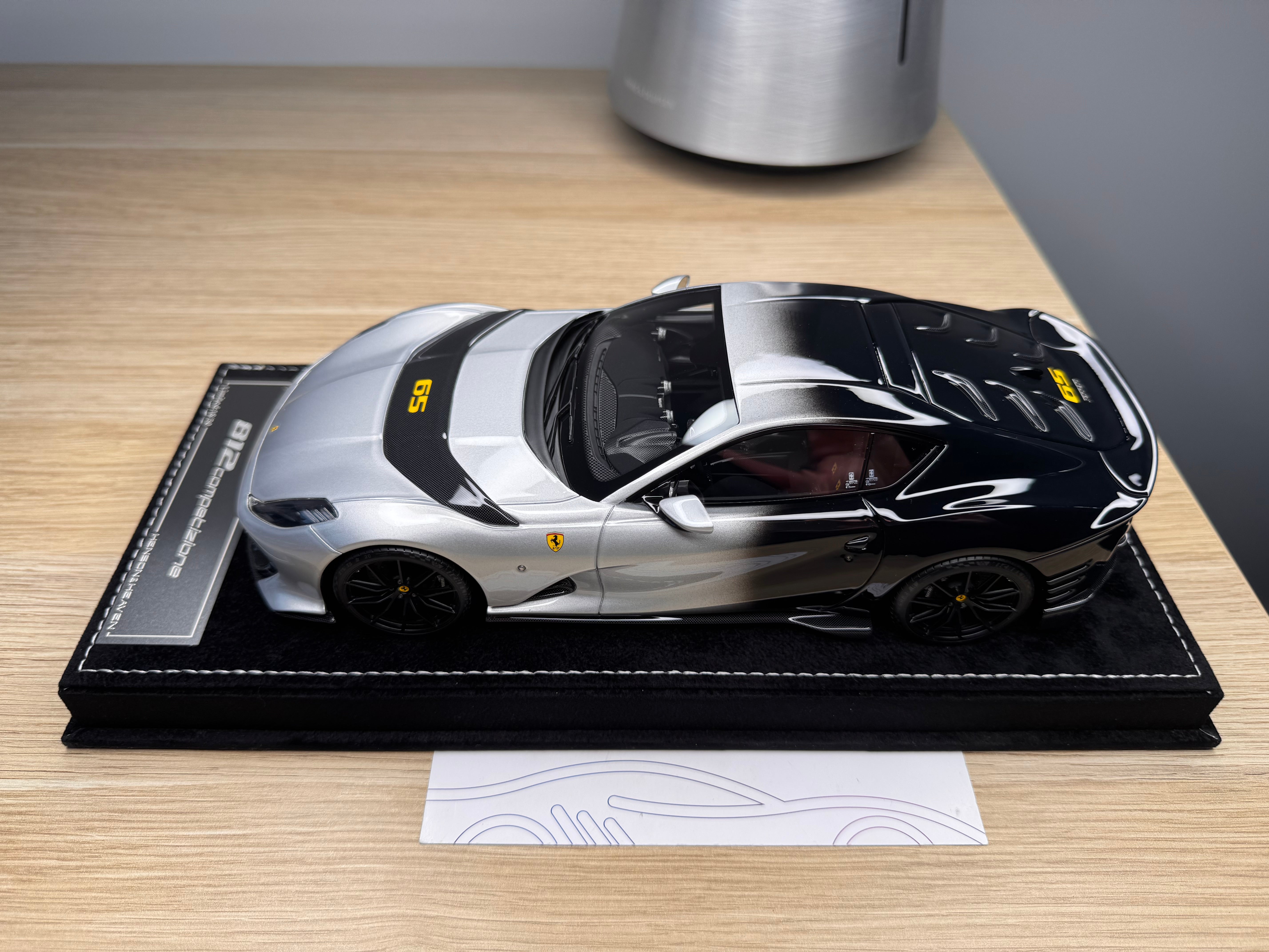 Ferrari 812 Competizione - Grigio Titanio & Nero Daytona - 1:18